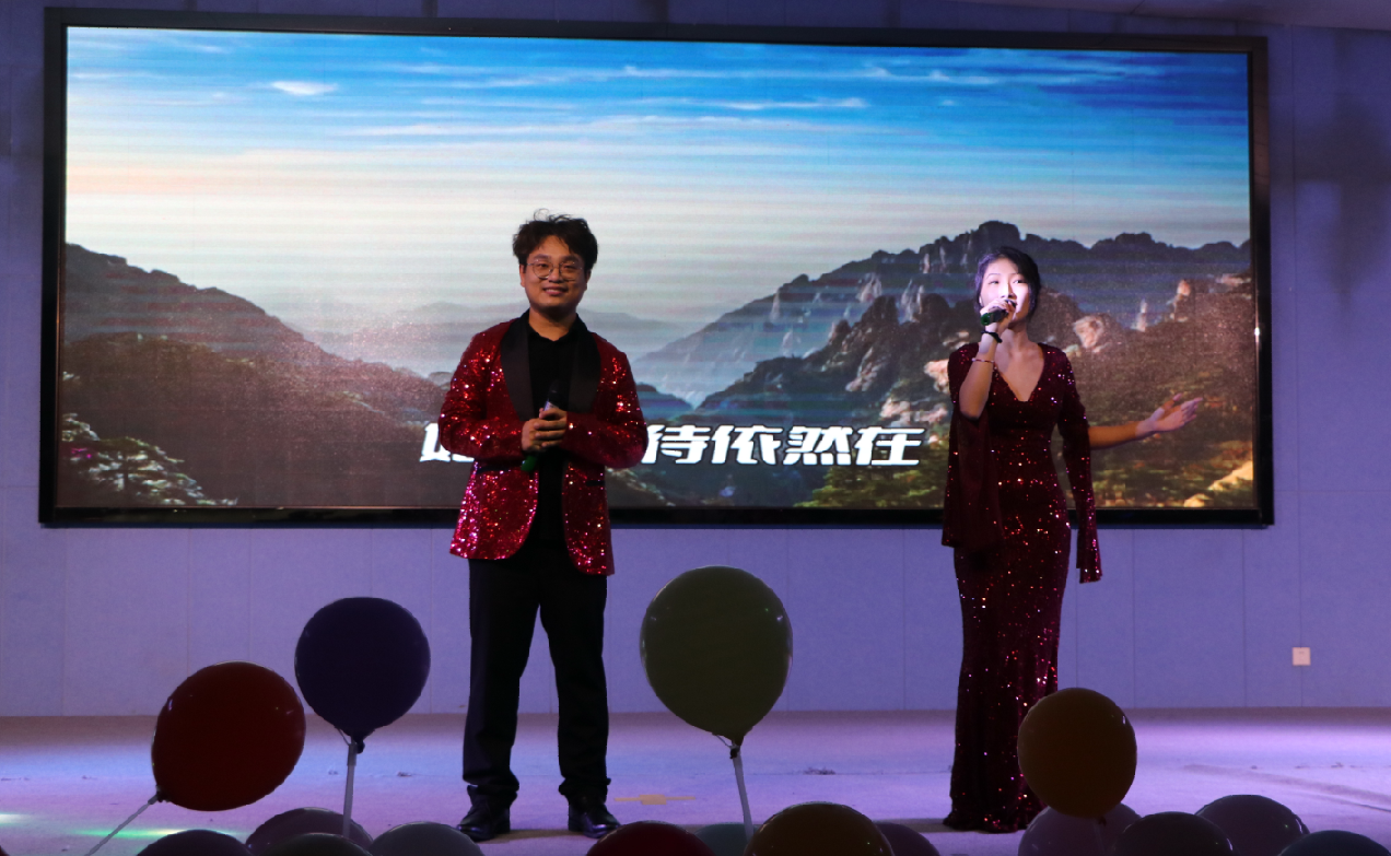 “迎风破浪,稳步笃行”2024年润蚨祥厂庆晚会圆满结束!!(图7) “迎风破浪,稳步笃行”2024年润蚨祥厂庆晚会圆满结束!!(图7)